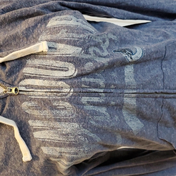 Vancouver Canucks Soft Grey Hoodie - Touch by Alyssa Milano - Picture 2 of 15